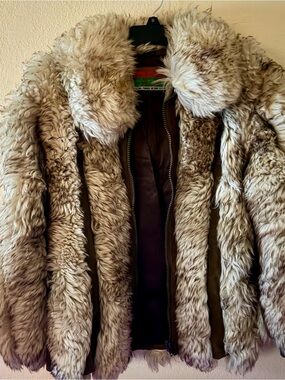 Vintage 1970’s “ Dino Rocco Originals” Lamb Fur Bomber Jacket